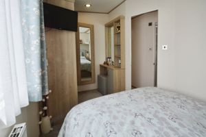 Photo 16- click for photo gallery